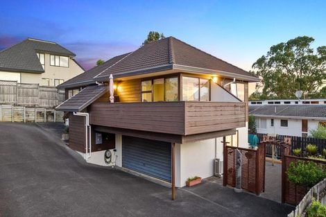 Photo of property in 1/14a Richards Avenue, Forrest Hill, Auckland, 0620