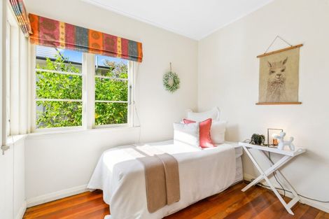 Photo of property in 307 Karori Road, Karori, Wellington, 6012