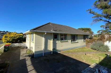 Photo of property in 23 Paritutu Road, Spotswood, New Plymouth, 4310