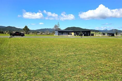 Photo of property in 106 Takapu Close, Matarangi, 3592