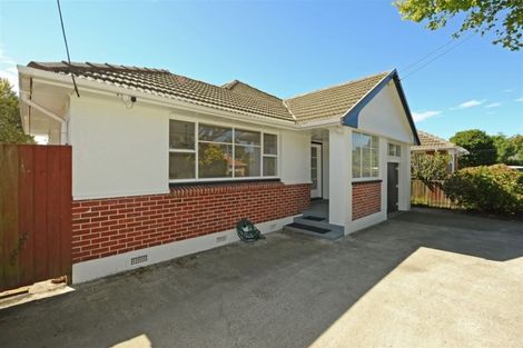 Photo of property in 39 Acacia Avenue, Upper Riccarton, Christchurch, 8041