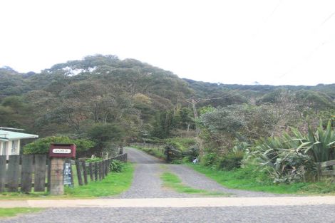 Photo of property in 2083 Rings Road, Coromandel, 3506