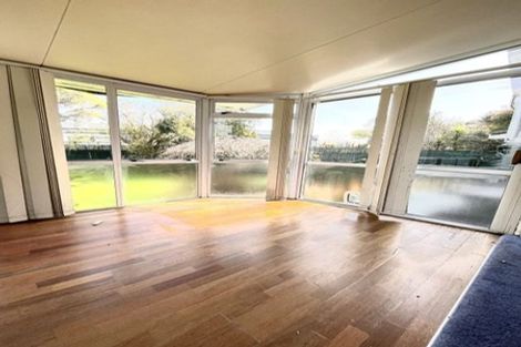 Photo of property in 27 Mirrabooka Avenue, Botany Downs, Auckland, 2010