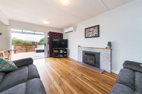 Photo of property in 39 Punga Street, Tangimoana, 4822