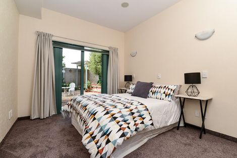Photo of property in 2 Minchin Crescent, St Andrews, Hamilton, 3200
