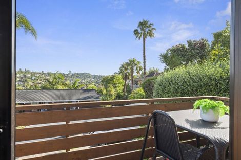 Photo of property in 2/51 Nigel Road, Browns Bay, Auckland, 0630