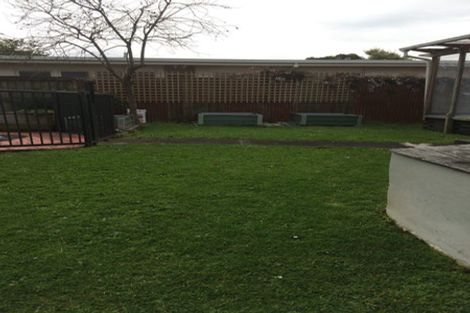 Photo of property in 89 Gossamer Drive, Pakuranga Heights, Auckland, 2010