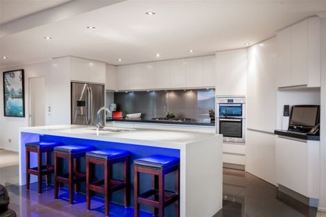 Photo of property in 26 Russell Street, Picton, 7220