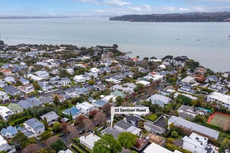 Photo of property in 33 Sentinel Road, Herne Bay, Auckland, 1011