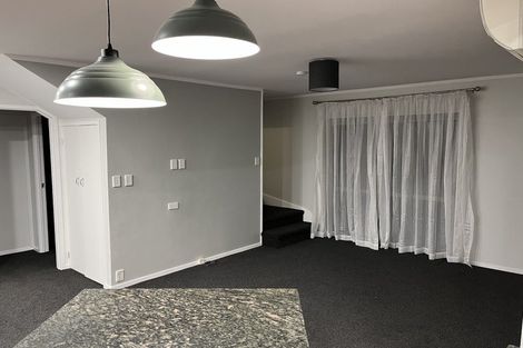 Photo of property in 1 Kestrel Heights, Arkles Bay, Whangaparaoa, 0932