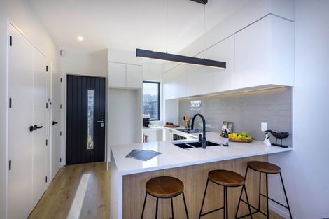 Photo of property in 10 Balthazar Road, Kumeu, 0810