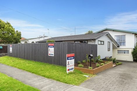 Photo of property in 32 Golf Road, Mount Maunganui, 3116