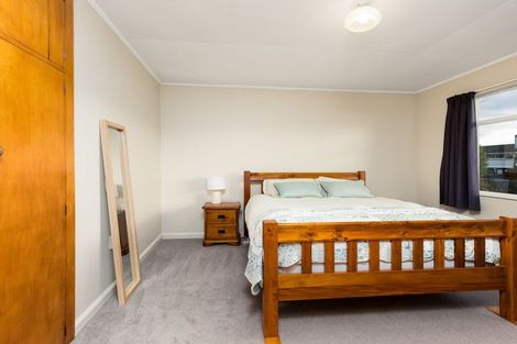 Photo of property in 6 Oxford Street, Waimate, 7924