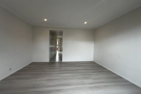 Photo of property in 4 Malcolm Calder Road, Hobsonville, Auckland, 0616