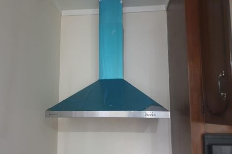 Photo of property in 2/134a Kolmar Road, Papatoetoe, Auckland, 2025