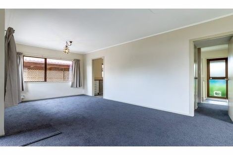 Photo of property in 3/54 Swanson Road, Henderson, Auckland, 0610