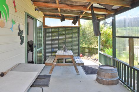 Photo of property in 12 Goebel Street, Tinopai, 0593