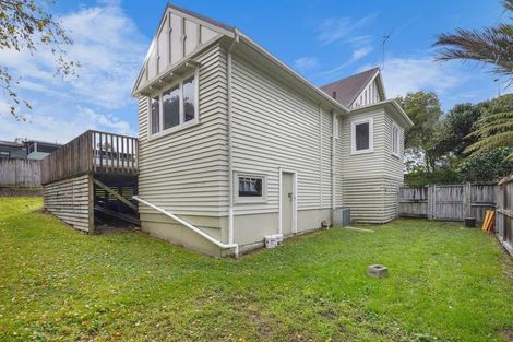 Photo of property in 160 Pembroke Street, Hamilton Lake, Hamilton, 3204