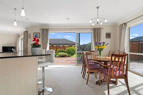 Photo of property in 2 Popata Close, Papamoa Beach, Papamoa, 3118