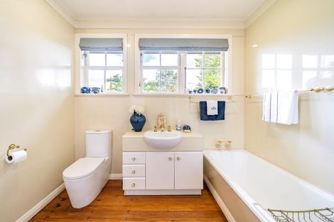 Photo of property in 423 Fergusson Drive, Heretaunga, Upper Hutt, 5018