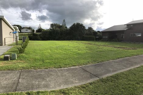 Photo of property in 3 Ian Place, Waihi Beach, 3611