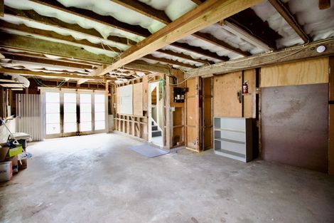 Photo of property in 1/30 Gordon Avenue, Milford, Auckland, 0620