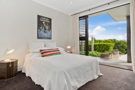 Photo of property in 167 Cape Rodney Road, Leigh, 0985