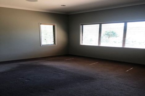 Photo of property in 52 Shelter Drive, Greenhithe, Auckland, 0632