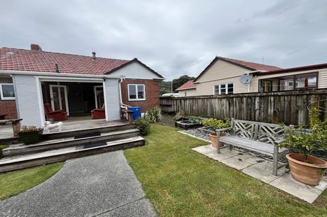 Photo of property in 23 Bell Road, Waiwhetu, Lower Hutt, 5010