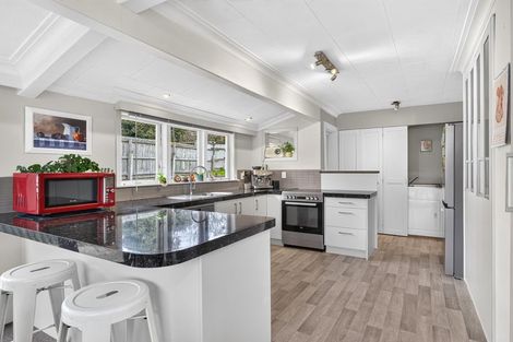 Photo of property in 99 Gillies Avenue, Taupo, 3330