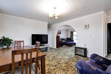 Photo of property in 14 Tayler Street, Eltham, 4322