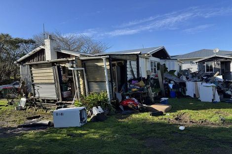 Photo of property in 23 Leslie Street, Waitara, 4320