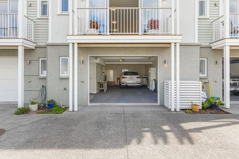 Photo of property in 130 Landmark Terrace, Orewa, 0931