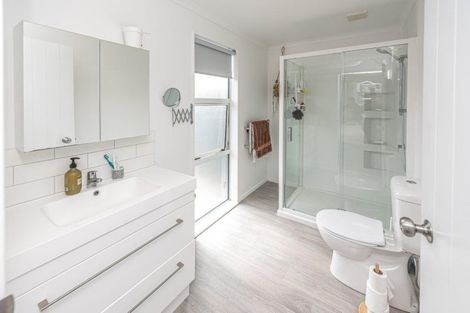 Photo of property in 5 Toi Street, Tawhero, Whanganui, 4501