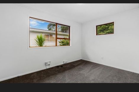 Photo of property in 29 Lavery Place, Sunnynook, Auckland, 0632