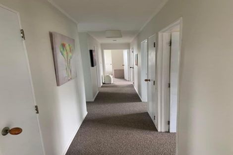 Photo of property in 19 Nevada Road, Silverdale, Hamilton, 3216