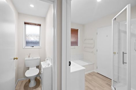 Photo of property in 2/15 Withells Road, Avonhead, Christchurch, 8042