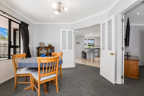Photo of property in 14 Bowman Place, Whitby, Porirua, 5024