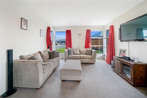 Photo of property in 5 Binyon Place, Rolleston, 7614