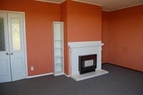 Photo of property in 2/117 Frankley Road, Frankleigh Park, New Plymouth, 4310