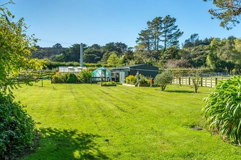 Photo of property in 119 Paekakariki Hill Road, Pauatahanui, Porirua, 5381