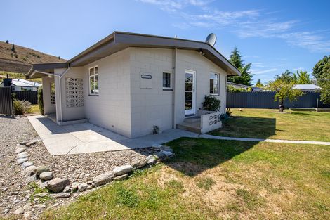 Photo of property in 73 Shields Street, Clyde, 9330