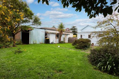 Photo of property in 18 Rawhiti Street, Dannevirke, 4930