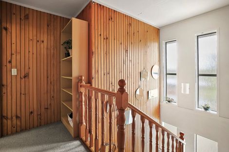 Photo of property in 111 Tuhikaramea Road, Dinsdale, Hamilton, 3204