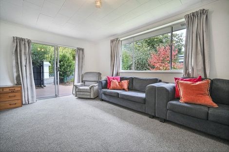 Photo of property in 2/34 Te Aute Road, Havelock North, 4130