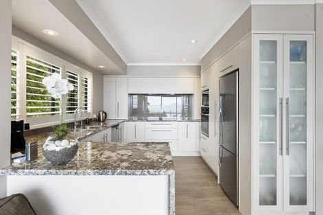 Photo of property in 161 Mellons Bay Road, Mellons Bay, Auckland, 2014