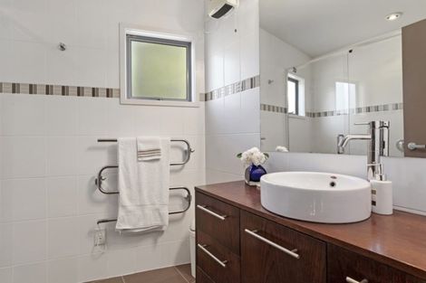 Photo of property in 363 Kaitemako Road, Welcome Bay, Tauranga, 3175