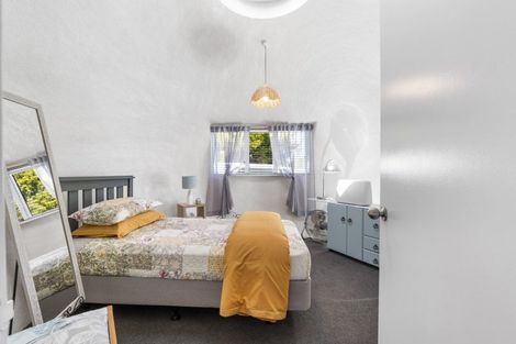 Photo of property in 17 Chartwell Drive, Eltham, 4322