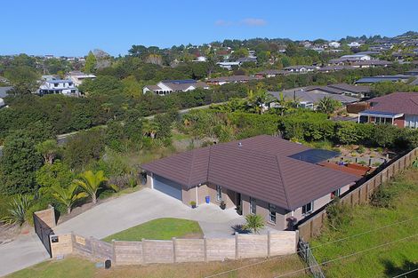 Photo of property in 38 Otanerua Road, Hatfields Beach, Orewa, 0931