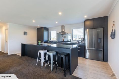 Photo of property in 4 Les Wakefield Road, Mapua, 7005